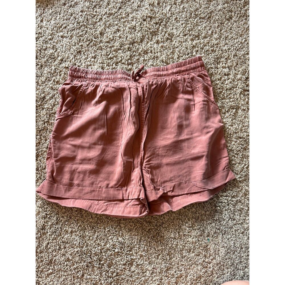 🔆 Universal Thread rust pull on shorts